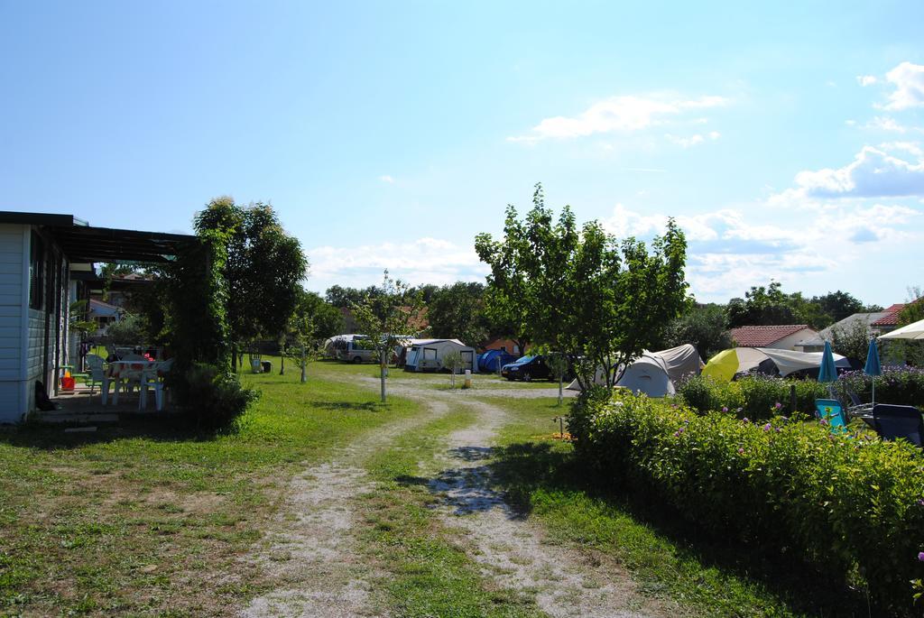Mobile Homes Romantik Labin  Room photo