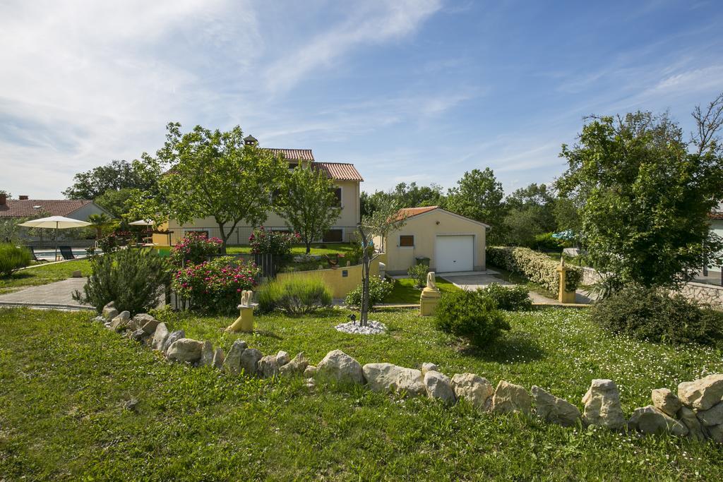 Mobile Homes Romantik Labin  Exterior photo